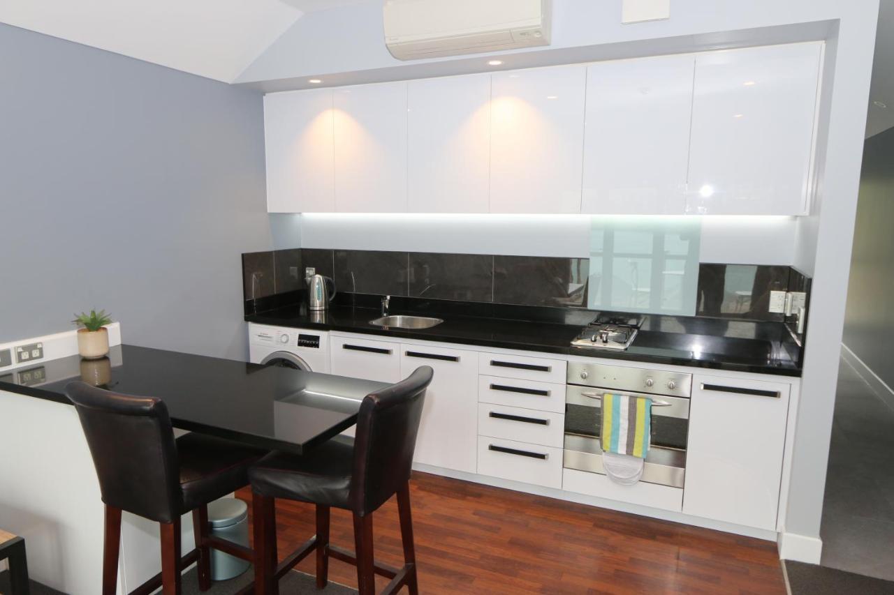 Alpine Village - 2 Bedroom Executive Apartment Квинстаун Экстерьер фото